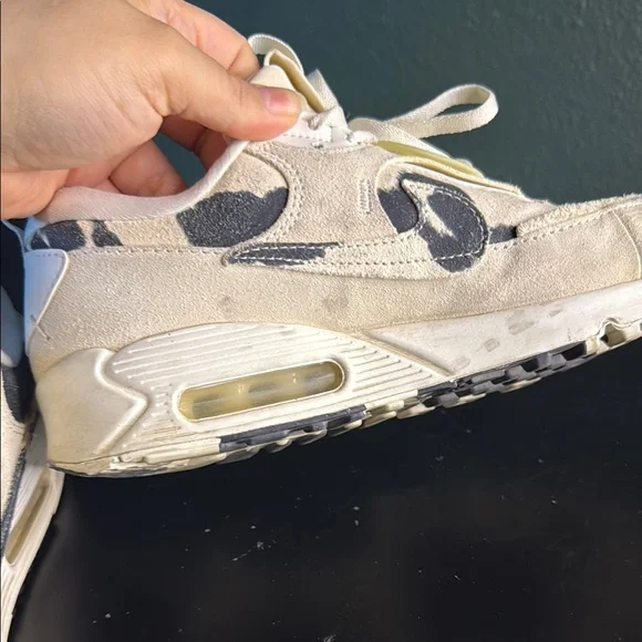 Nike Air Max 90 Futura Cow Print Suede - Picture 7 of 9
